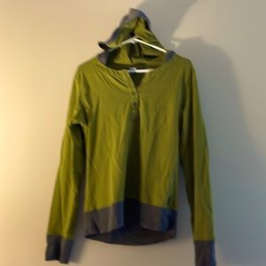 EUC prana hooded long sleeve tshirt